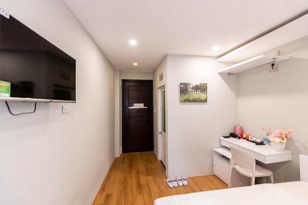 TV/trung tâm giải trí tại Cosmos Hotel Nha Trang by HT