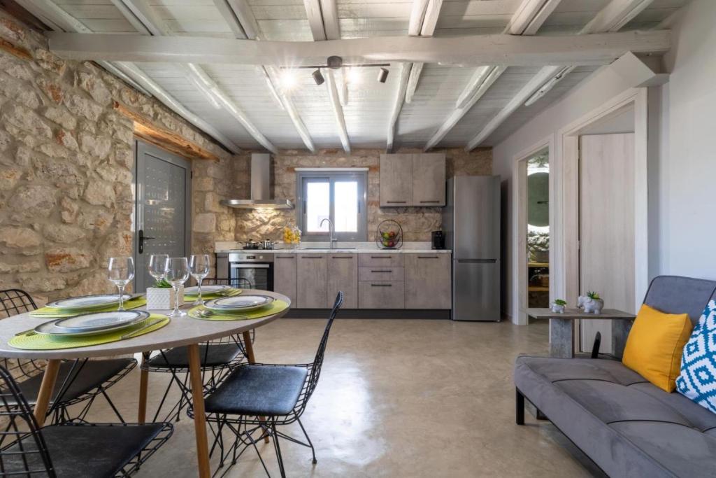 Kuchyň nebo kuchyňský kout v ubytování Vivari Stone House