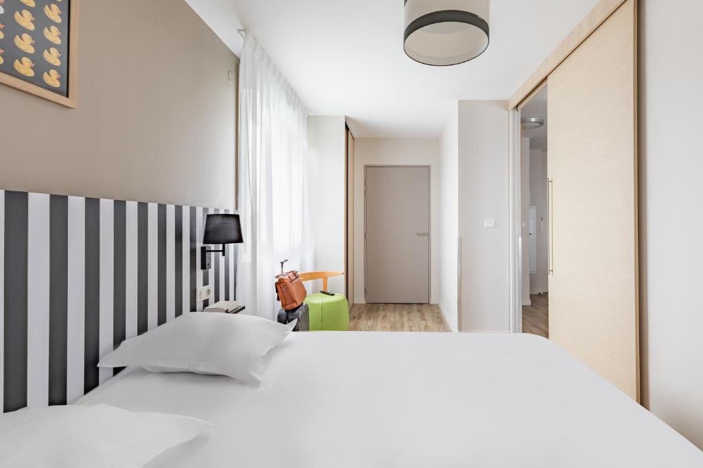 Appart'City Classic Reims Parc des Expositions - Resim 11