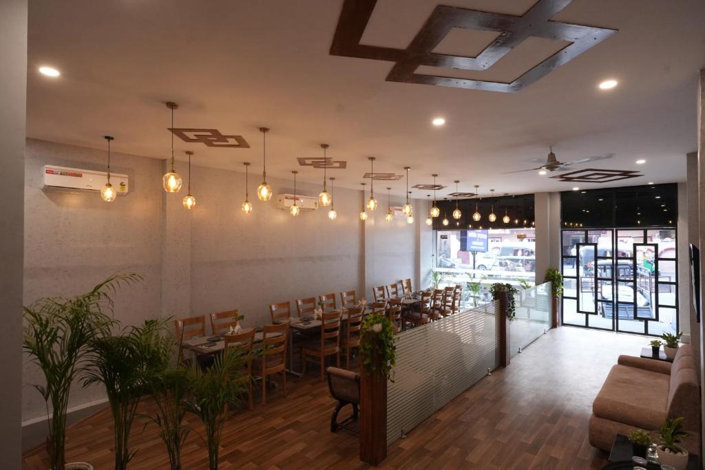 AVISHA EXPRESS - Housity