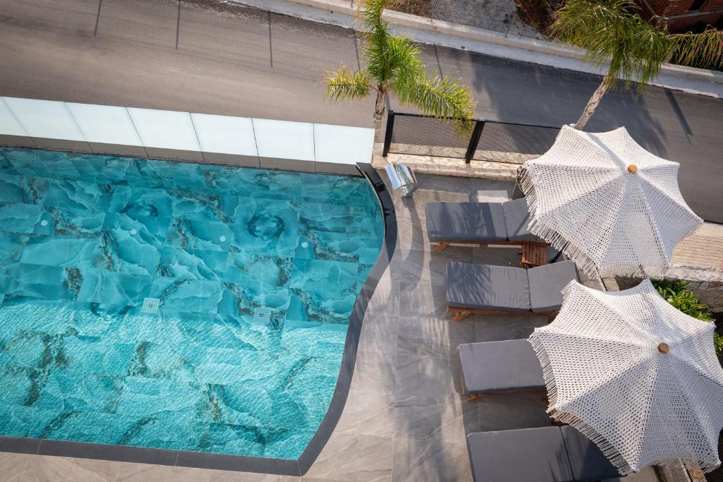 Bazén v ubytování Ori Mare Hotel nebo v jeho okolí