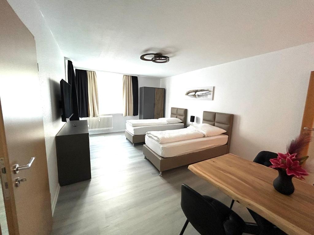 Park-Residenz Isernhagen - Two-Bedroom Apartment With Balcony