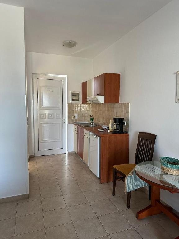 Apollonio Rooms Faliraki Rhodes - 3