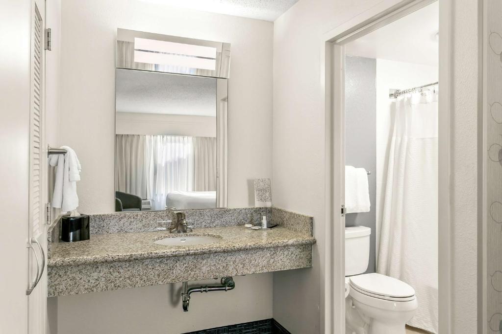 Sonesta Select Greenbelt College Park photo