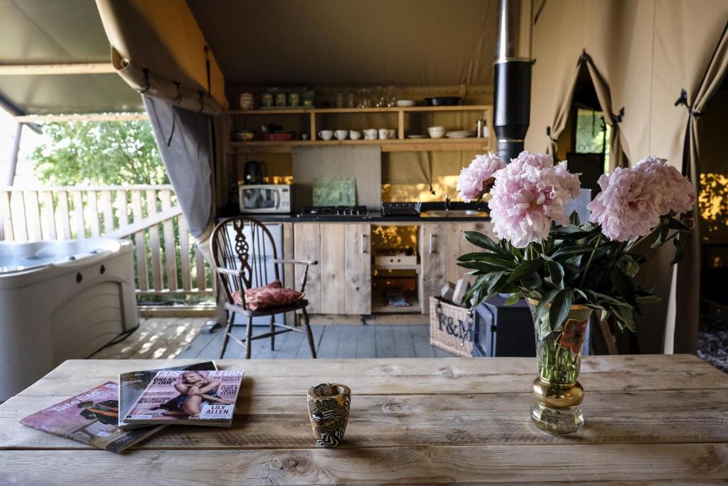 The Chilterns View - One-Bedroom Apartment