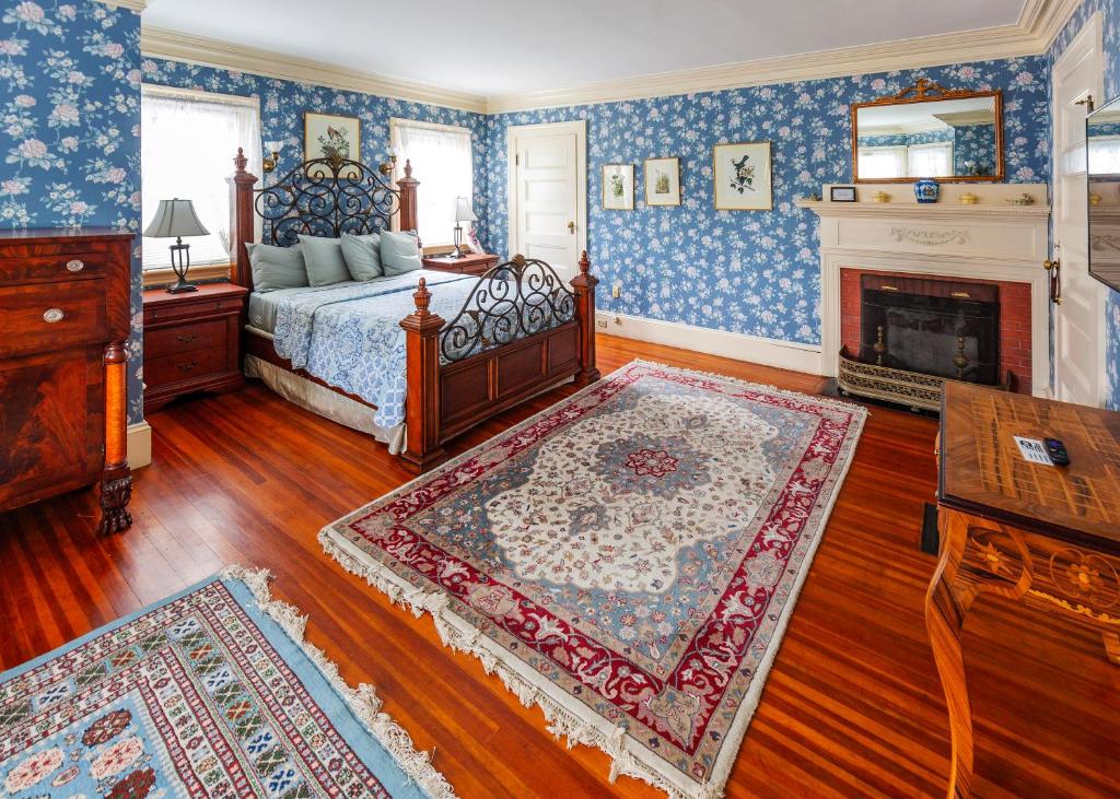 Thornhedge Inn - Queen Suite