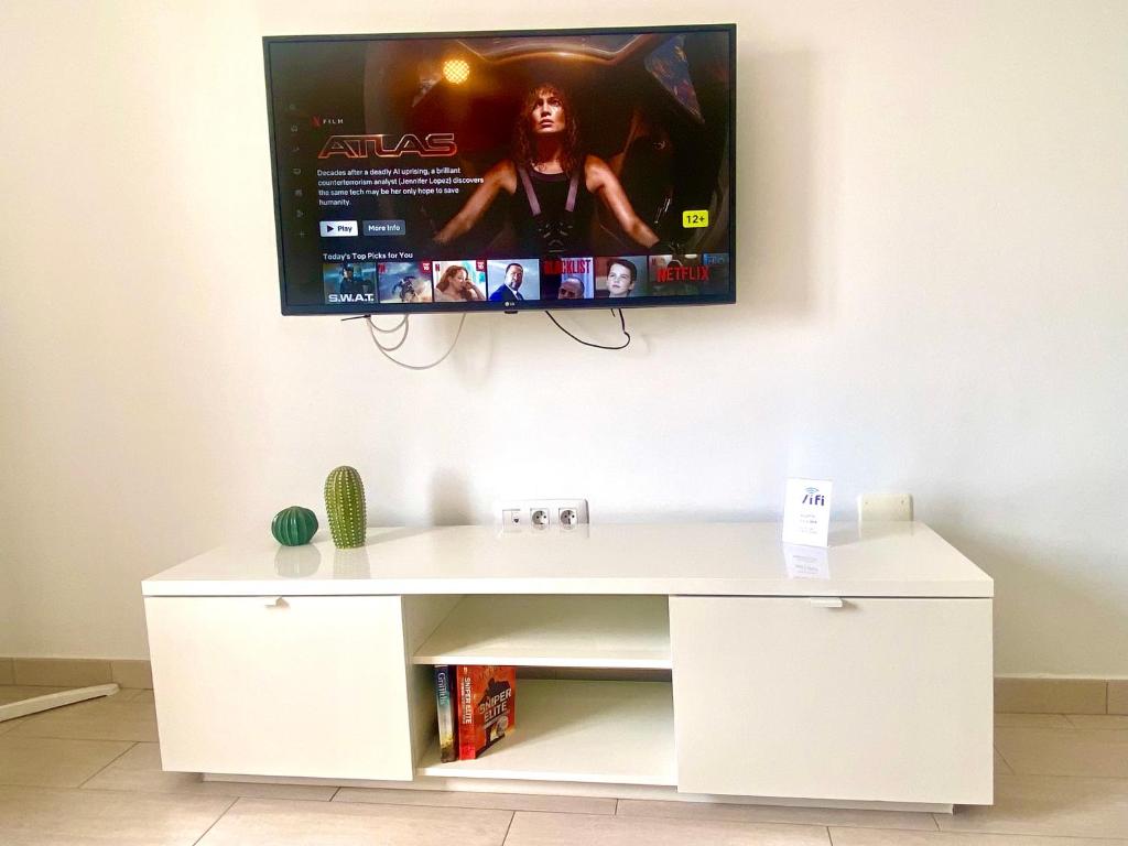 TV a/nebo společenská místnost v ubytování Lanzarote mar y playa