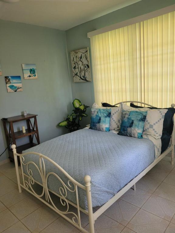 Listing not active, Stella (updated prices 2024)