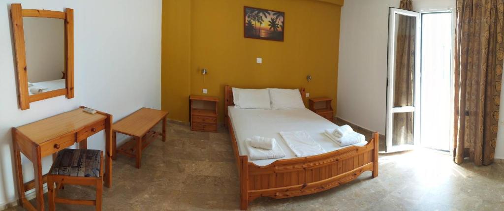 Posteľ alebo postele v izbe v ubytovaní Sea View And Mountain View Apartment For 4 People