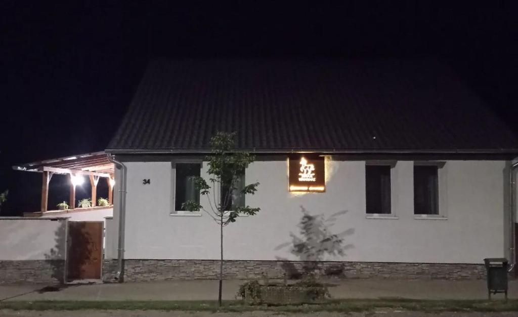 Budynek, w którym mieści się pensjonat