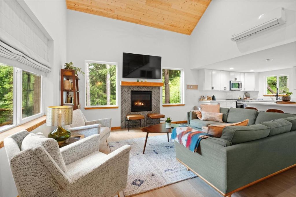 Serenity Nest, Ashford (updated prices 2024)