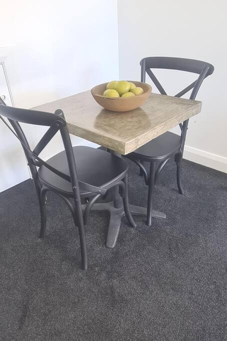 Apartment 1 - Haddin Court - Executive One Bedroom - Resim 11