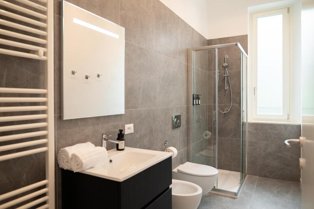 Palazzo delle Guglie by Postcardsfrom - Resim 25