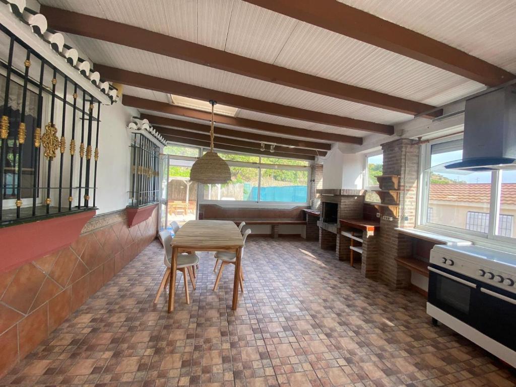 Kuchyň nebo kuchyňský kout v ubytování Villa Numa