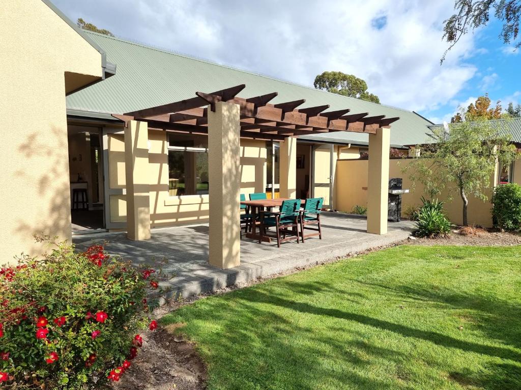 Vintners Retreat - Resim 6