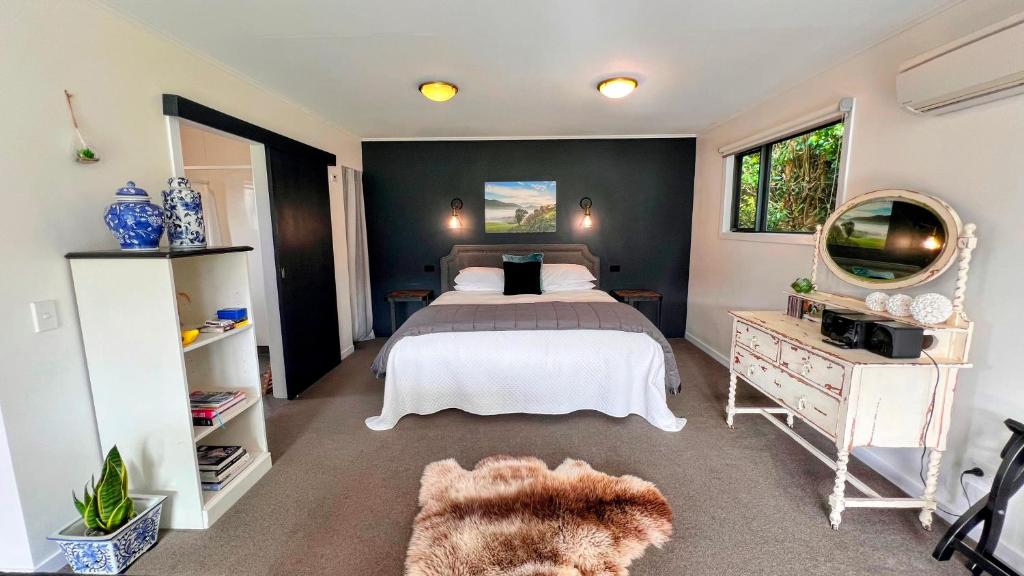 Postel nebo postele na pokoji v ubytování Mohua Park - Catlins Eco Accommodation
