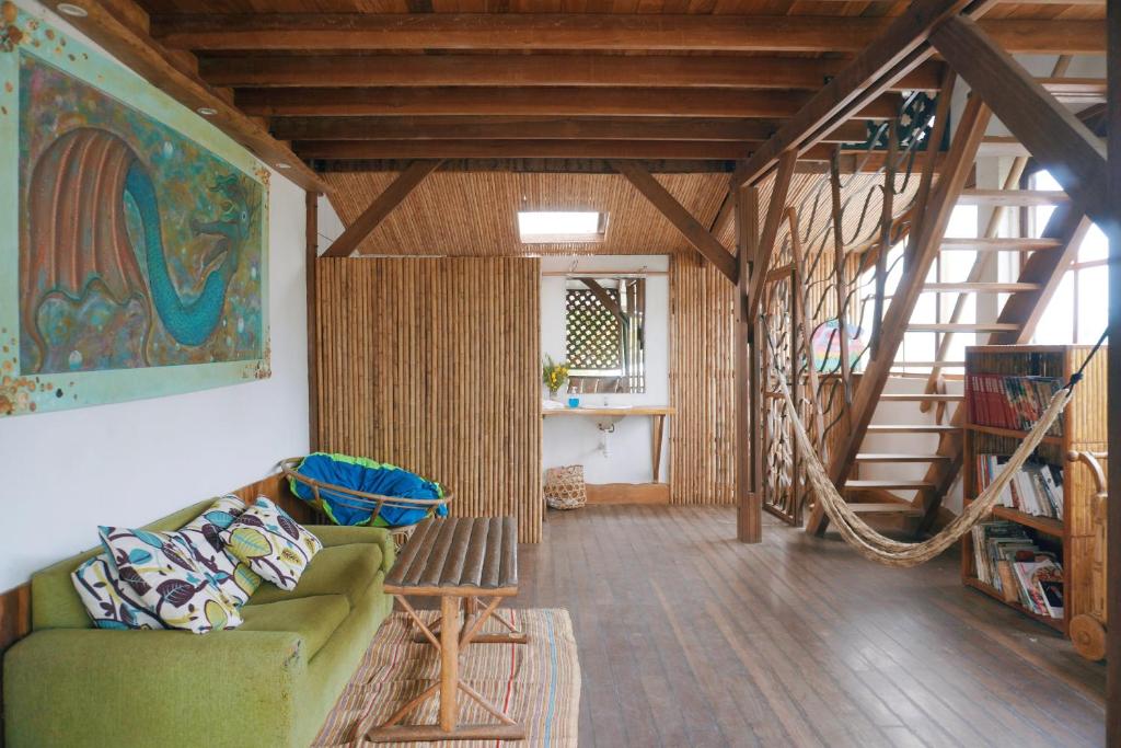 Posezení v ubytování La Fauna Hotel