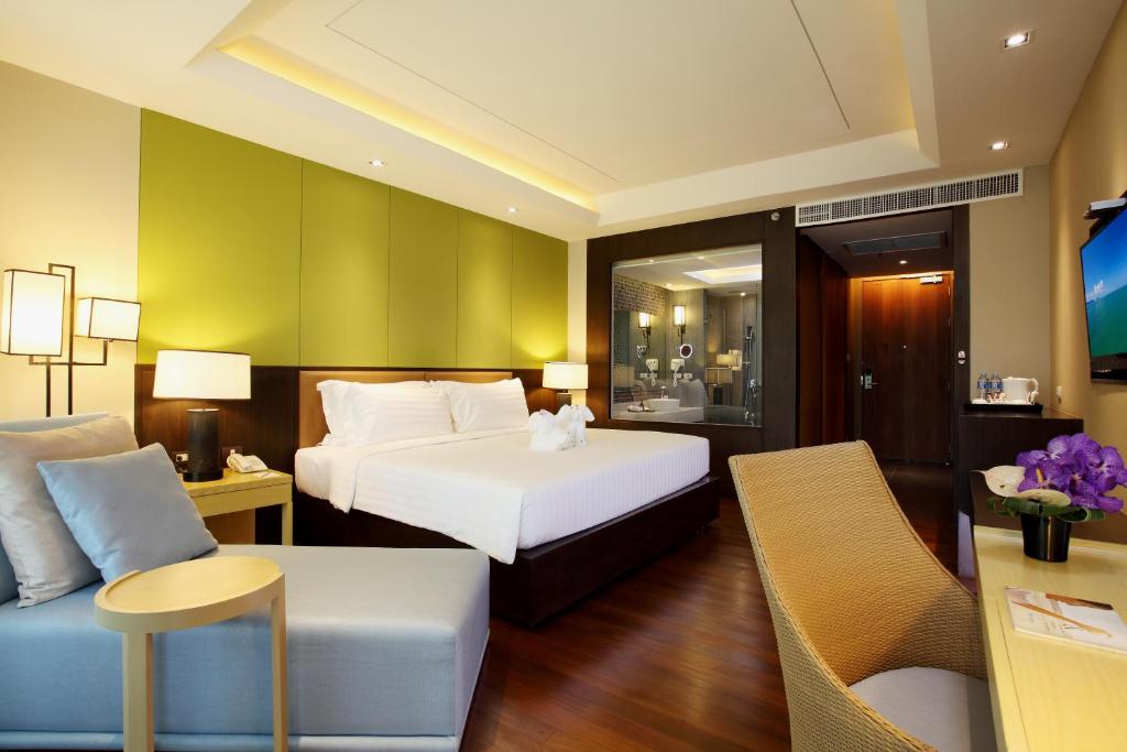 Graceland Khaolak Beachfront Resort - 10