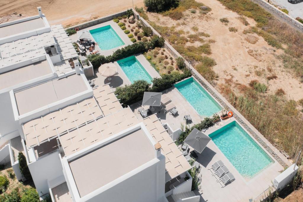 Bazén v ubytování Salinus Beachfront Private Pool Villas nebo v jeho okolí