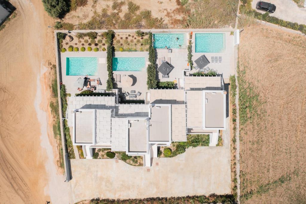 Bazén v ubytování Salinus Beachfront Private Pool Villas nebo v jeho okolí