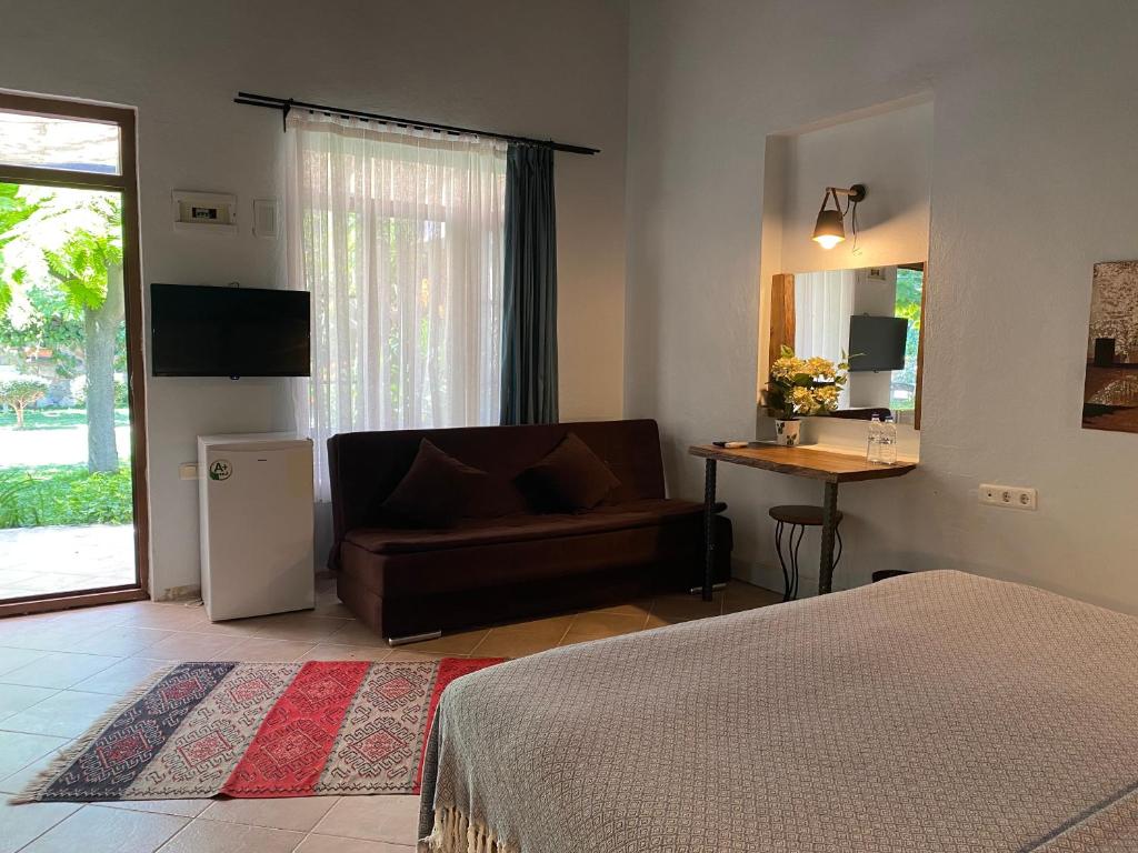 Armagrandi Hotel Bozcaada-Special Category - Chambre Double Avec Vue Sur Jardin