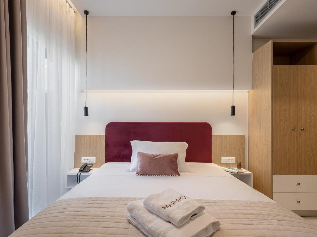 Miss Marrone City Hotel - 6