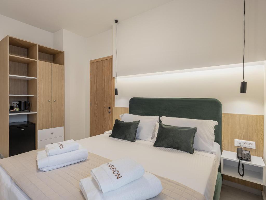 Miss Marrone City Hotel - 10