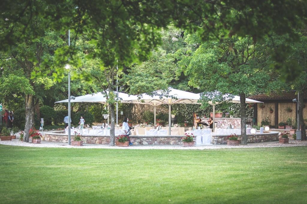 Um jardim em Domus Pacis Assisi