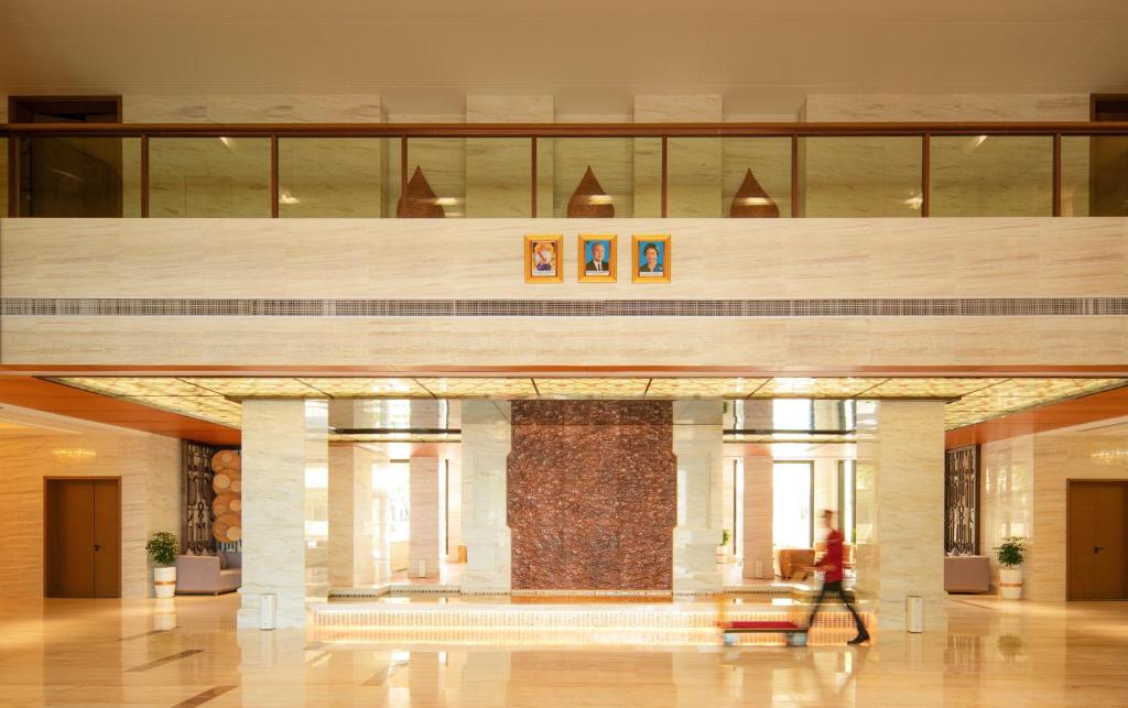 DongHu Resort Hotel 7