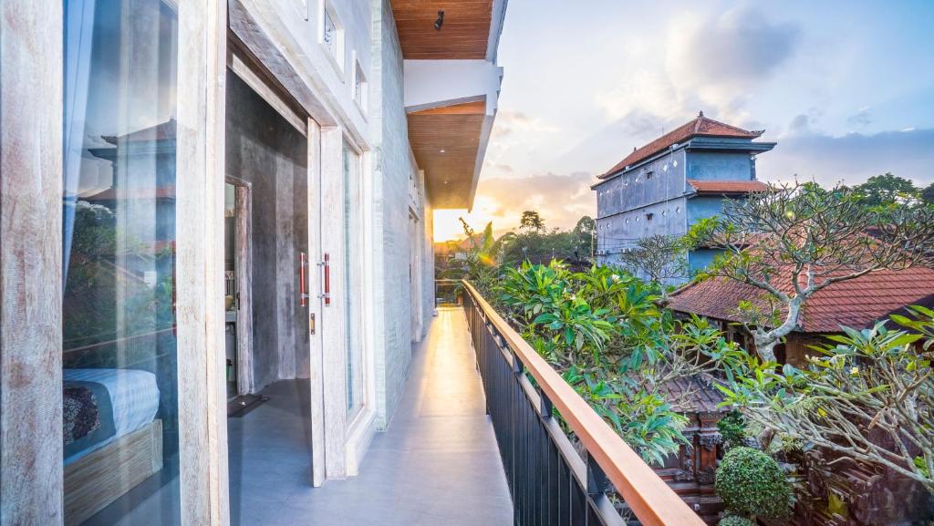 Balkón nebo terasa v ubytování Skyline House Ubud View by EPS