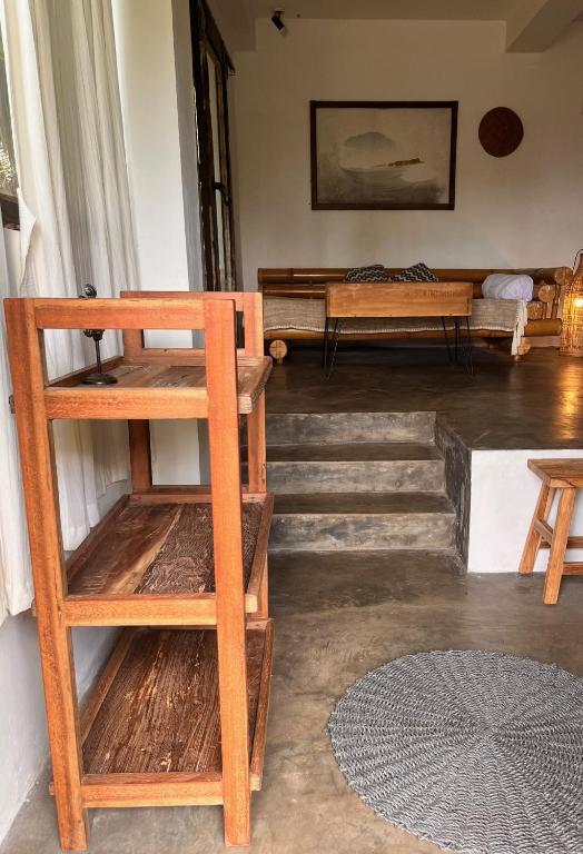 Letto o letti a castello in una camera di Vertical House Bali