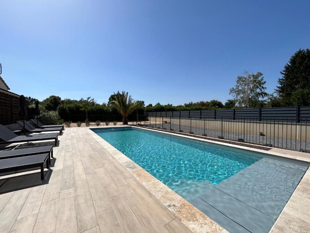 Πισίνα στο ή κοντά στο Clos des Mouliniers - Gîtes 5 étoiles en Ardèche