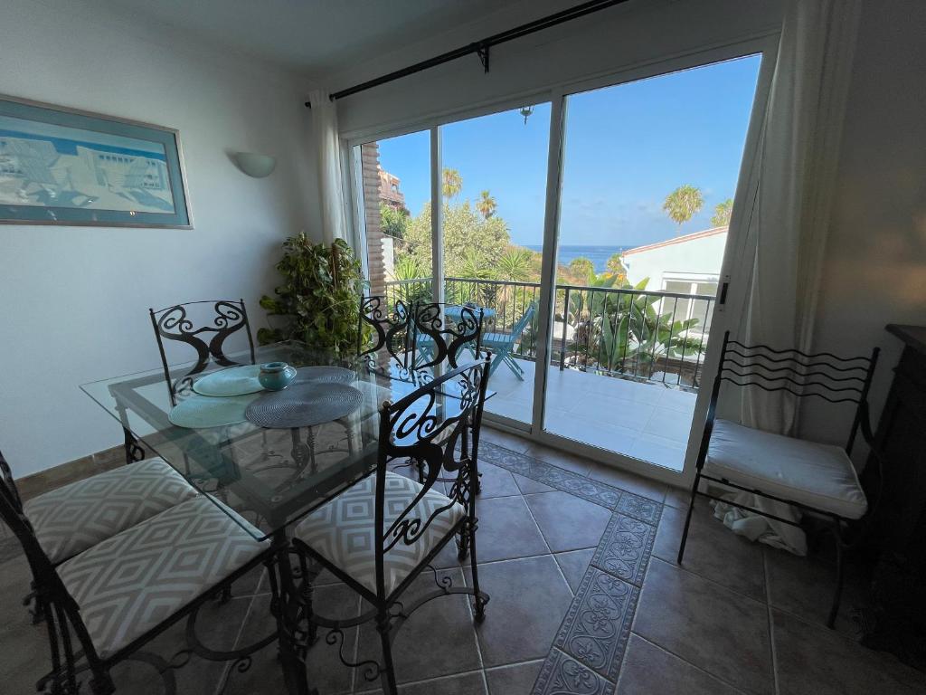 Balkón alebo terasa v ubytovaní Villa a 100 metros de la playa