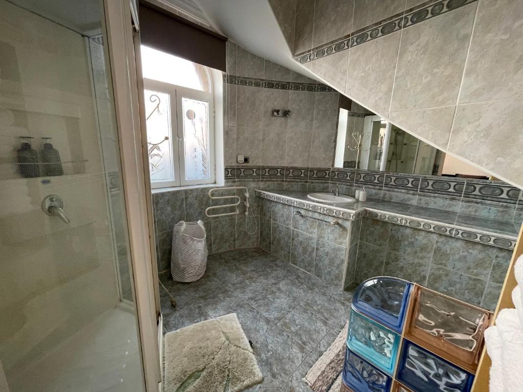 Kúpeľňa v ubytovaní Villa a 100 metros de la playa