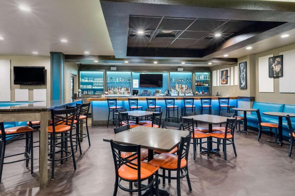 Clarion Inn and Suites