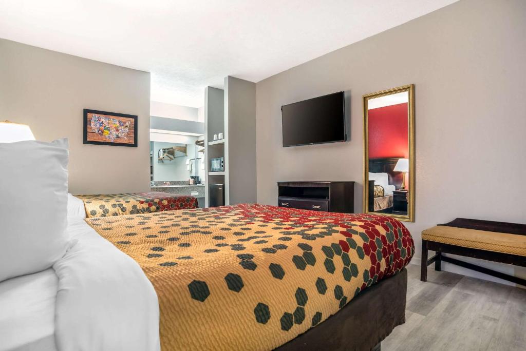 Econo Lodge Inn & Suites Philadelphia MS - Double Room With Two Double Beds - Non-Smoking