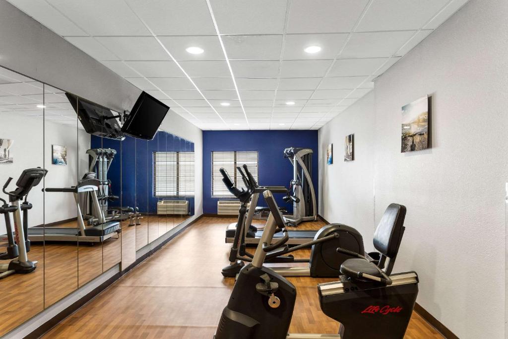 Comfort Inn & Suites Kenosha-Pleasant Prairie photo