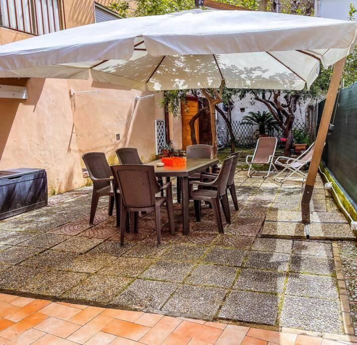Gallery image of Casa con giardino al centro - Al Cancello in Formia