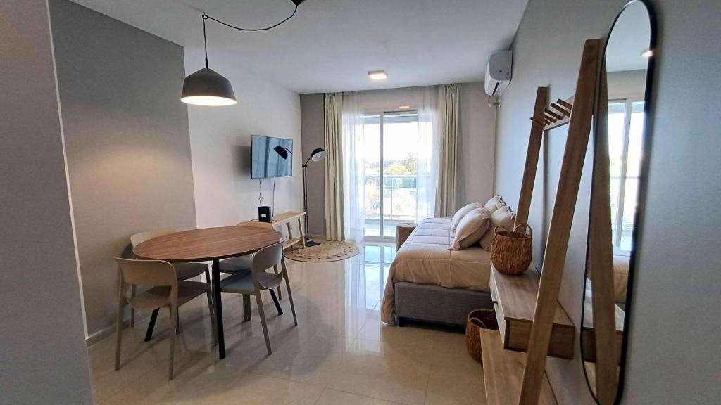 Imagen de la galería de Departamento Pionero Home Cipolletti, en Cipolletti