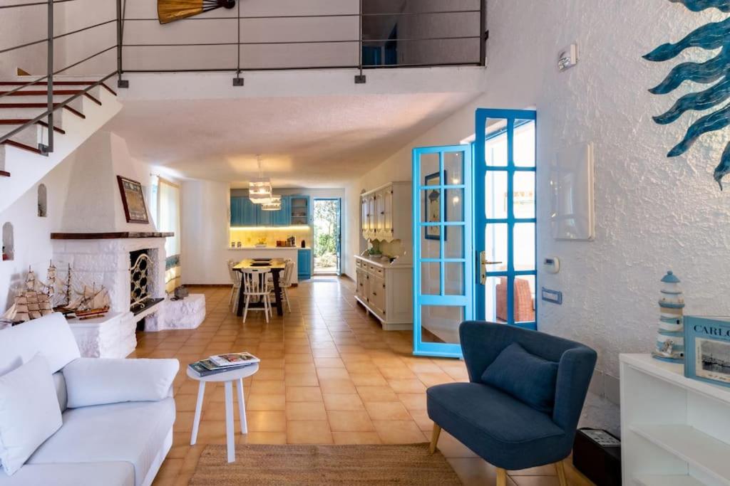 Et opholdsområde på Villa Mario & Anna Carloforte