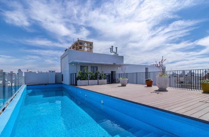 La pileta dentro o cerca de ArtCabrera, moderno studio en Palermo, con amenities