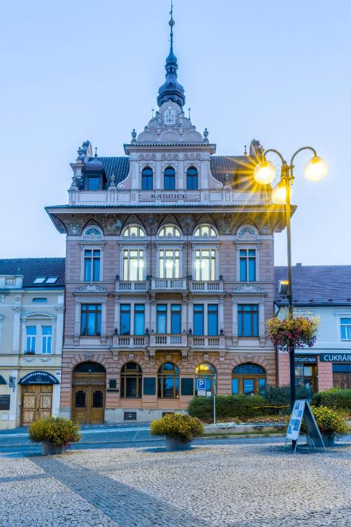 Budova, kde se hotel nachází