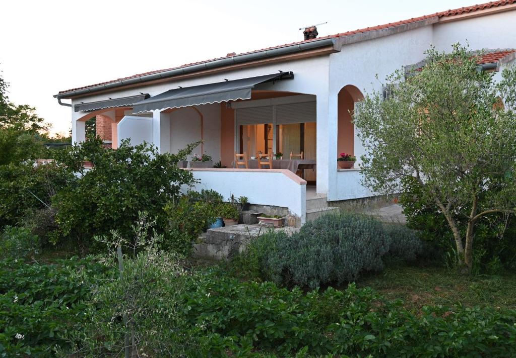 Zahrada ubytování Holiday Home Angela