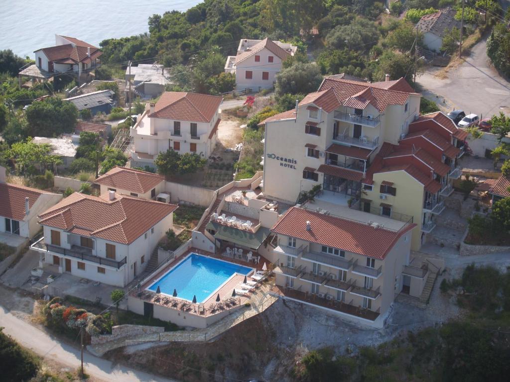 Bazén v ubytování Hotel Oceanis nebo v jeho okolí