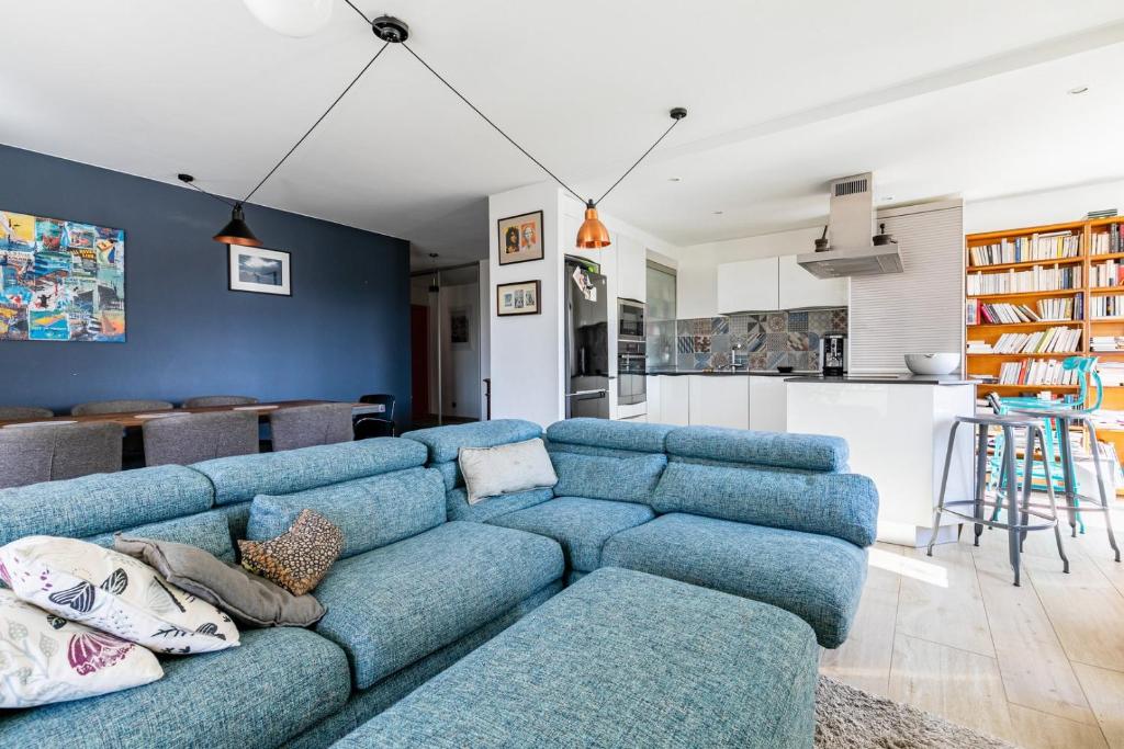 Posezení v ubytování Le Mittel - Appartement calme, 2 Chambres, Terrasse