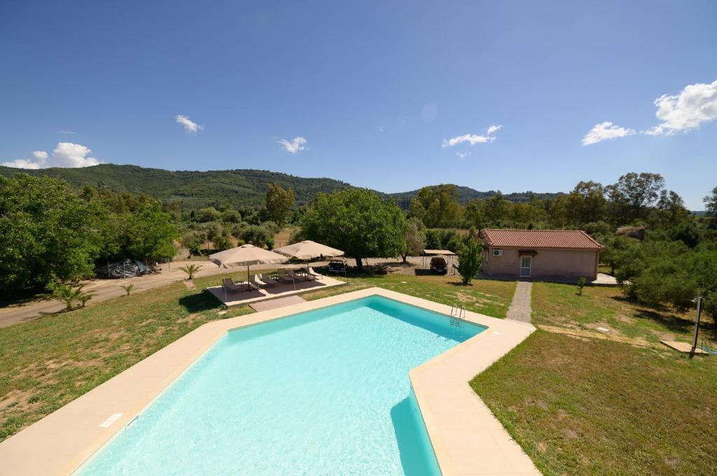 Antinea Olympian Villa - Apartment With Pool View