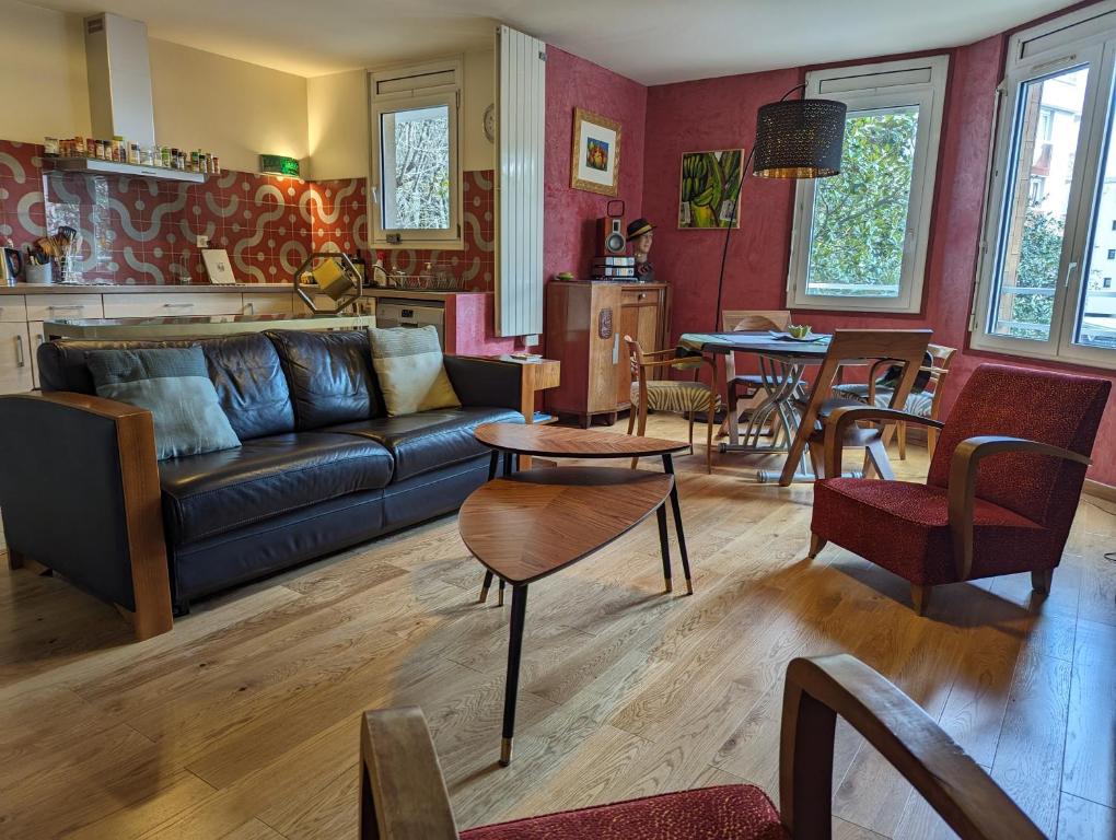 Photo de la galerie de l'établissement Appartement familial - haut canal St Martin, à Paris