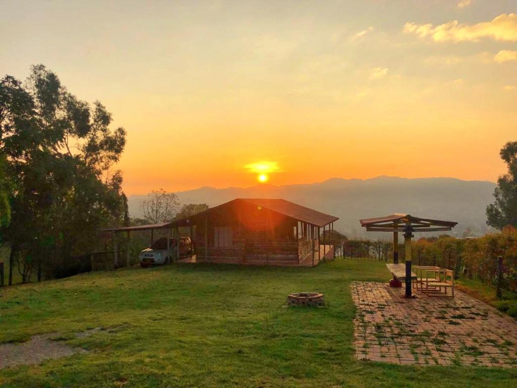 Refugio Aventura, espectacular cabaña en las montañas de Tabio, Cundinamarca