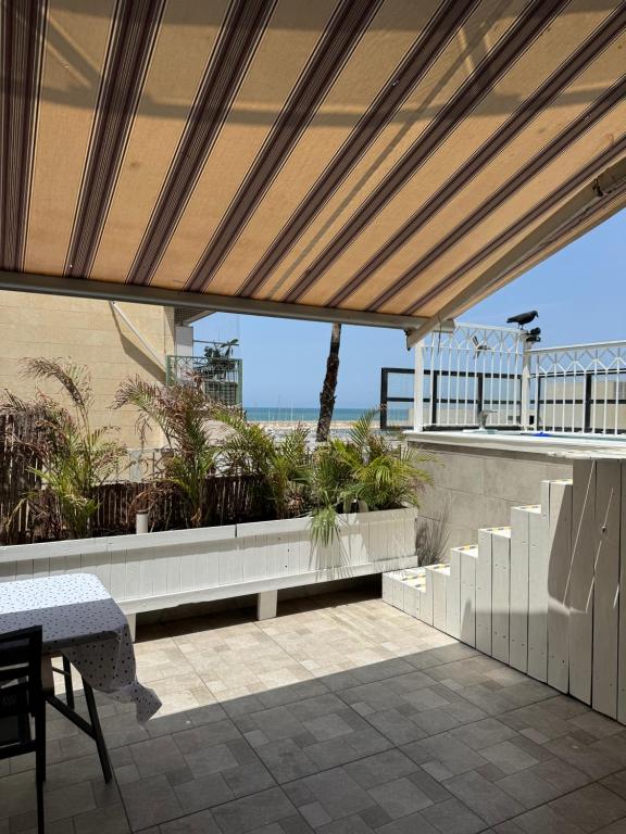 Sweet li - Apartamento Com Vista Mar