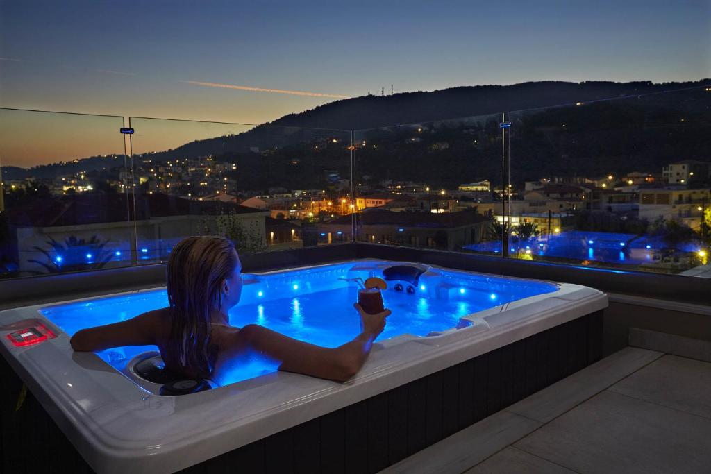 Nespecifikovaný výhled na hory nebo výhled na hory při pohledu z aparthotelu